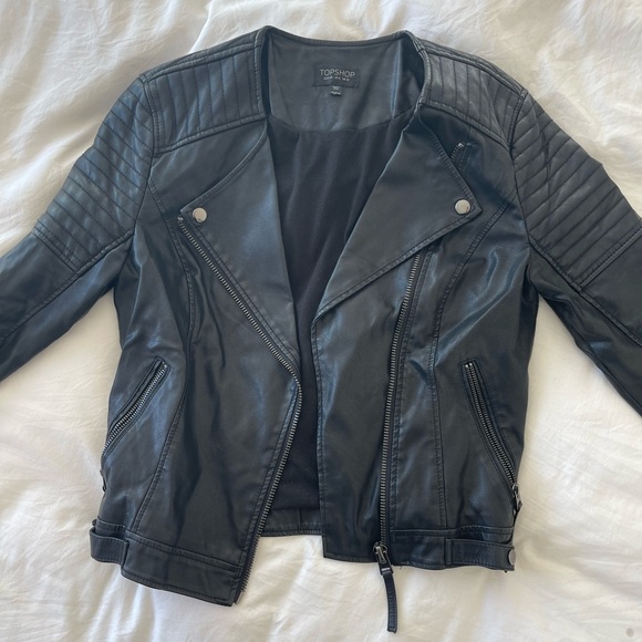 TOPSHOP faux leather jacket - Picture 2 of 4
